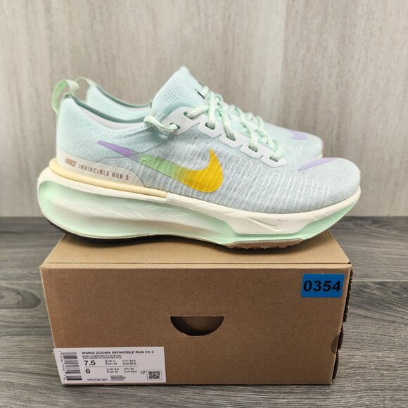 Nike ZoomX Invincible Run FK 3 Size 7.5 Womens Barely Green Violet Running Shoes